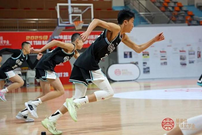 业余篮球教练怎样获得赞助支持_1