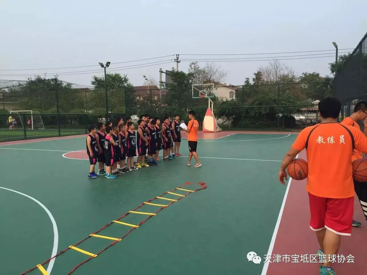 中年篮球爱好者的防守训练方案_1