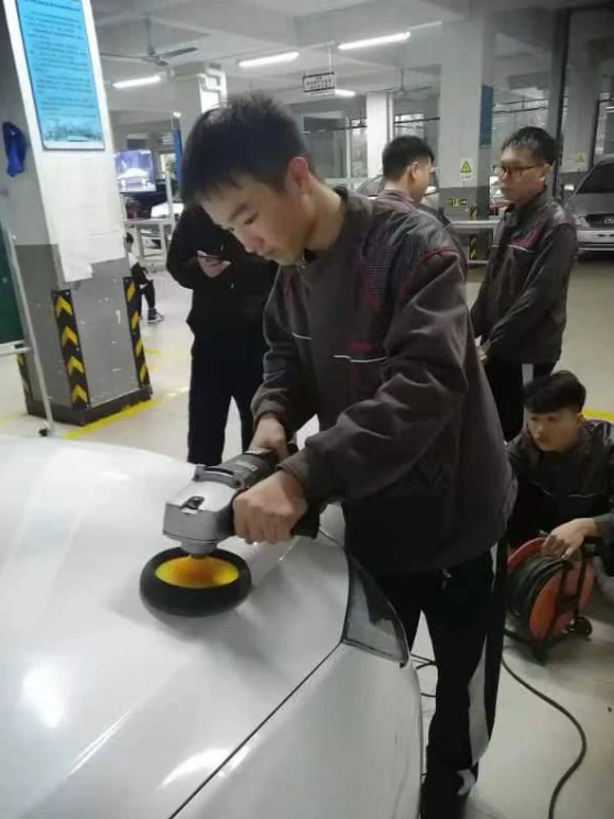 女性篮球爱好者如何利用智能设备增强训练效果_2