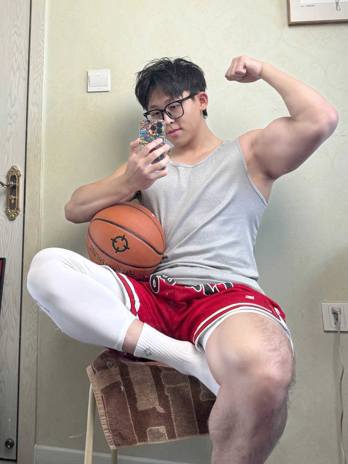训练篮球犬,体育生
