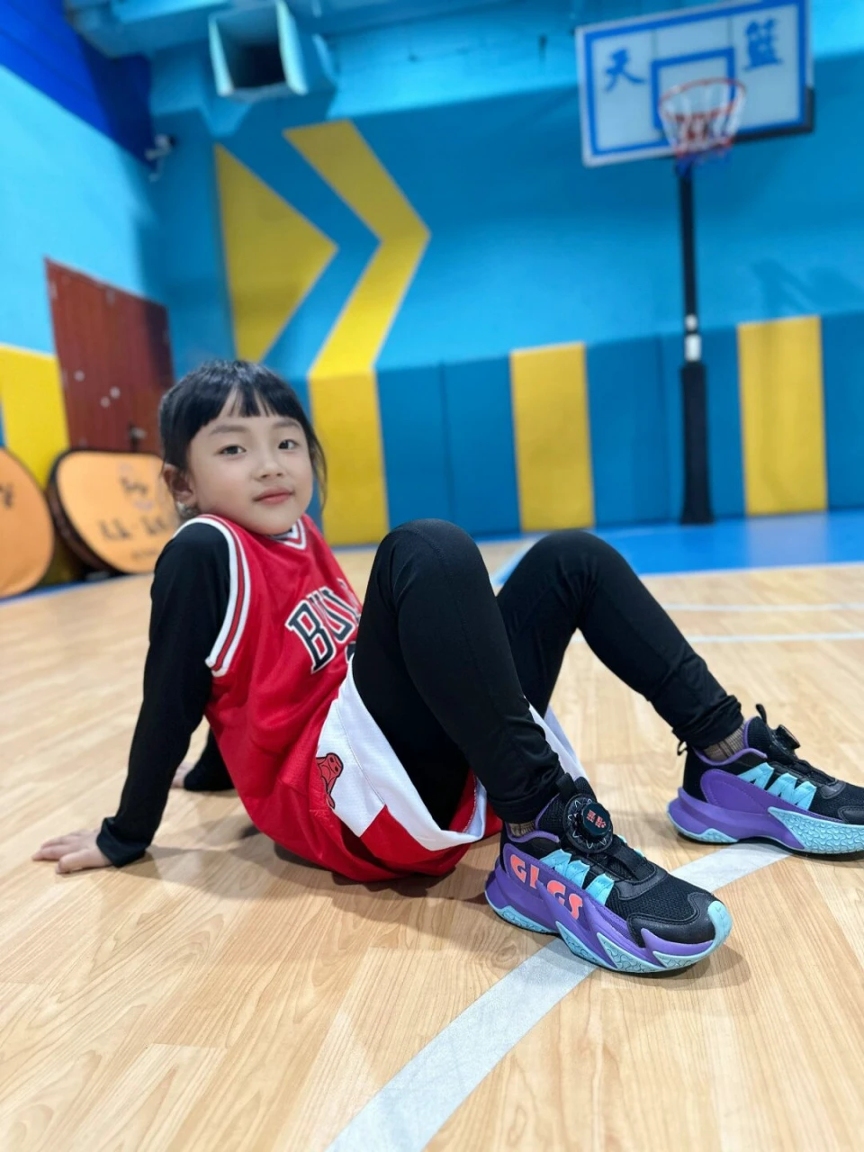 小学女生篮球训练视频
